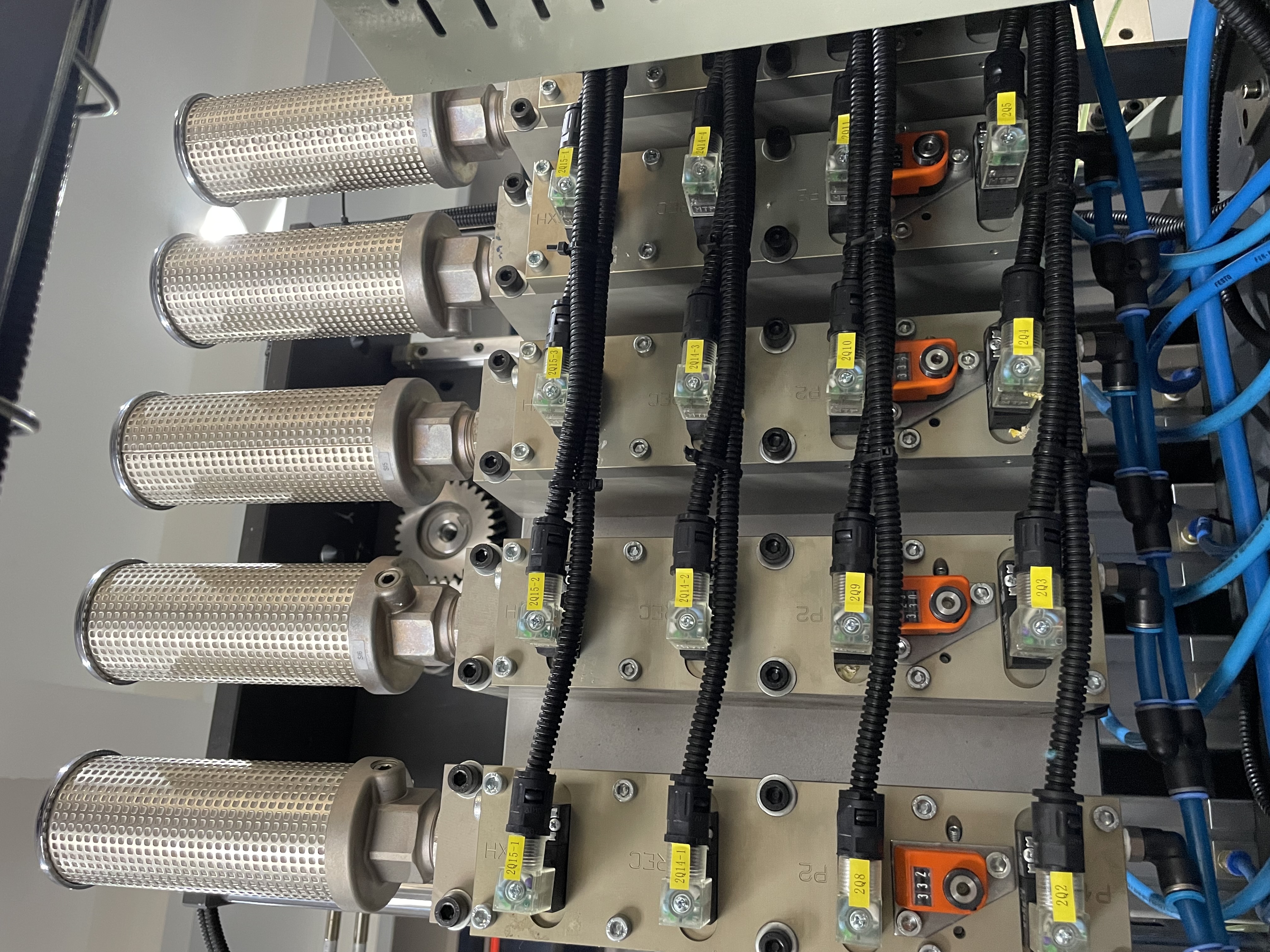 MAX BLOWING GROUP.jpeg